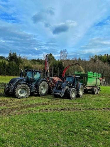 CCE1902A-F24F-4B60-9C6D-798B8B7EA994